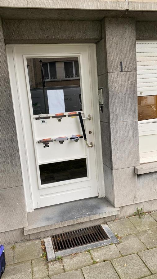 Cosy Corner In Quiet Suburb - All Cars Allowed Antwerp Exterior photo